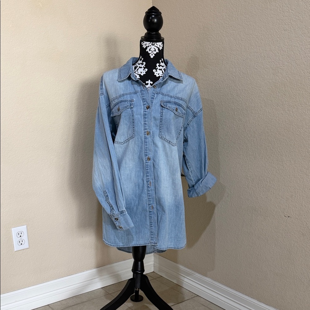 Sofia by Sofia Vergara Light Blue Denim Shirt